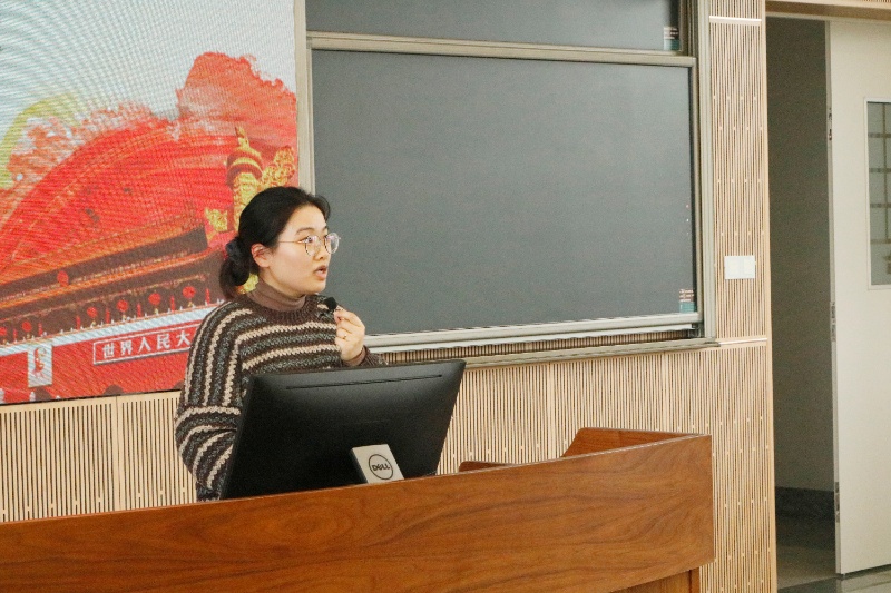 图3 思政老师戴雨吟总结就业情况_resized.JPG