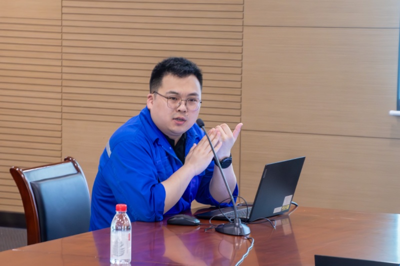 1780047169404460.jpg 图3 王杰介绍江南造船情况_resized.jpg