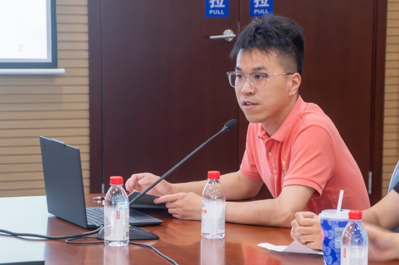 1780047180292062.jpg 图4 潘呈赟介绍机动公司情况_resized.jpg